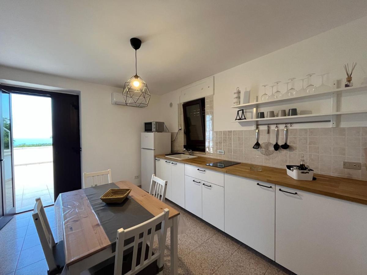 Gorgo Rinaldi - Locazioni Brevi Guest House Monopoli Exterior photo